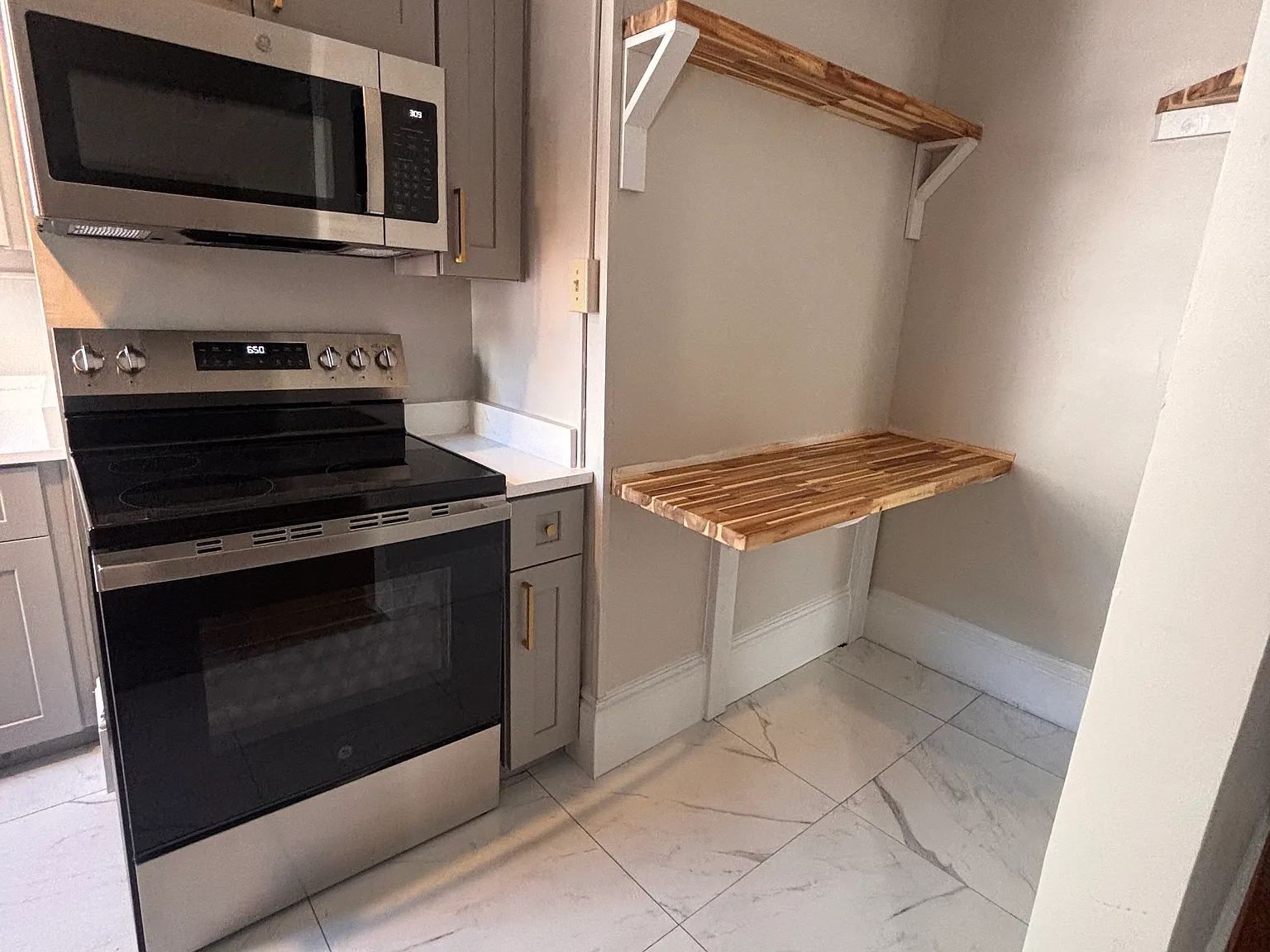 1 bed, 1200 sqft, $2,000 — Photo 4