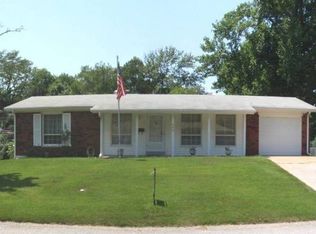 209 Lincolnshire Blvd, Belleville, IL 62221