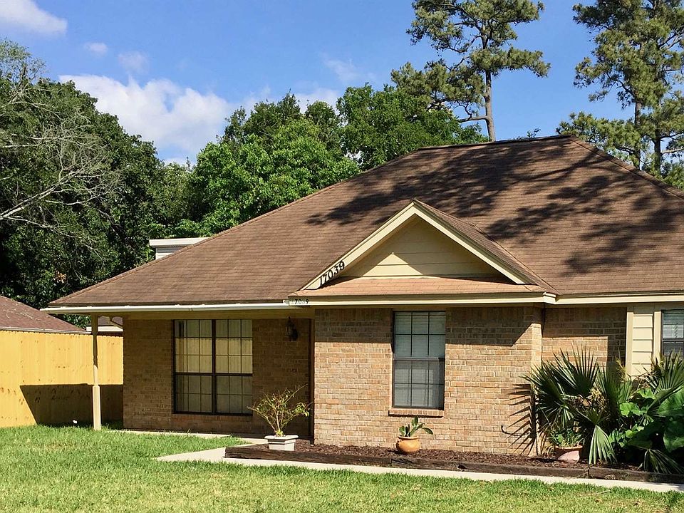 1st image of 17039 Water Oak Dr