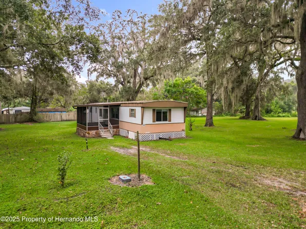 19962 Ruth St, Brooksville, FL 34601