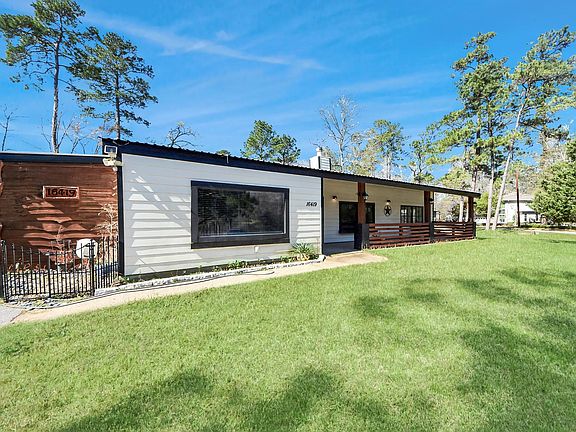 4th image of 16419 Old Coach Rd