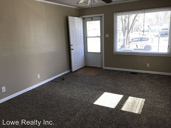 5th image of 1905 Hicks Dr