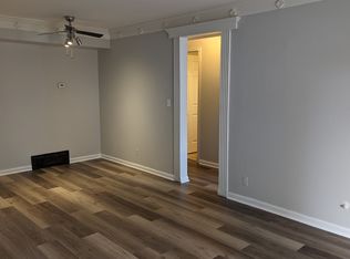 1950 Tall Oaks Dr APT 1A, Aurora, IL 60505