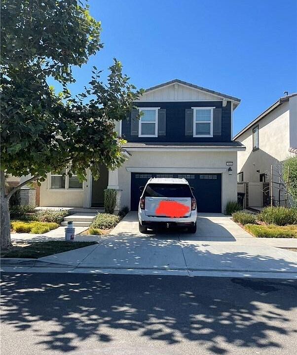 1st image of 3164 E Yosemite Dr