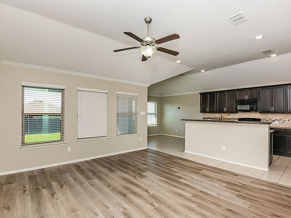 3rd image of 14609 San Pablo Dr