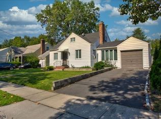 22 Alison Rd, Roselle, NJ 07203