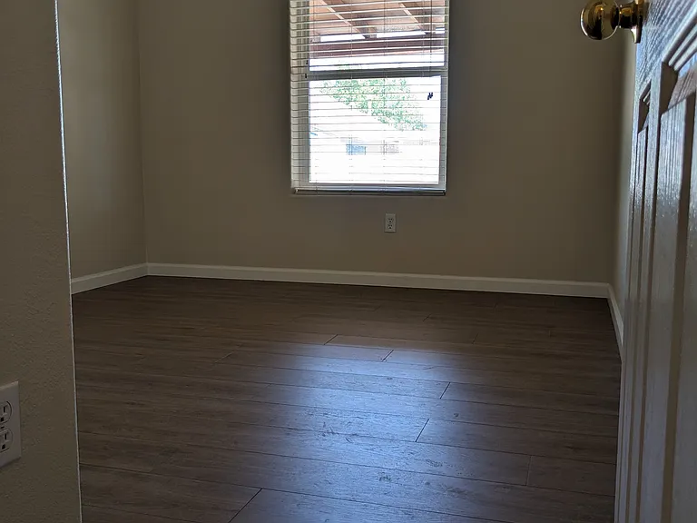 10436 Calle Rosa NW — Photo 28
