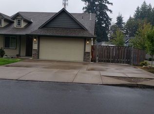 18071 Meadow Ave, Sandy, OR 97055