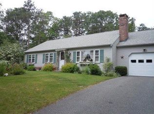 15 Hawes Run Rd, West Yarmouth, MA 02673