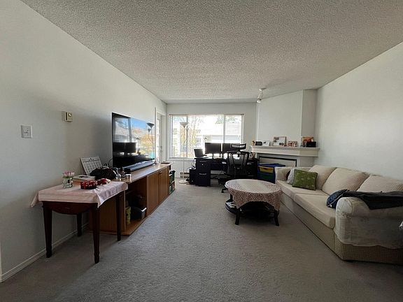 4th image of 7560 Moffatt Rd #203