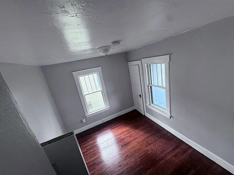 11 Mason Ave #1 — Photo 15