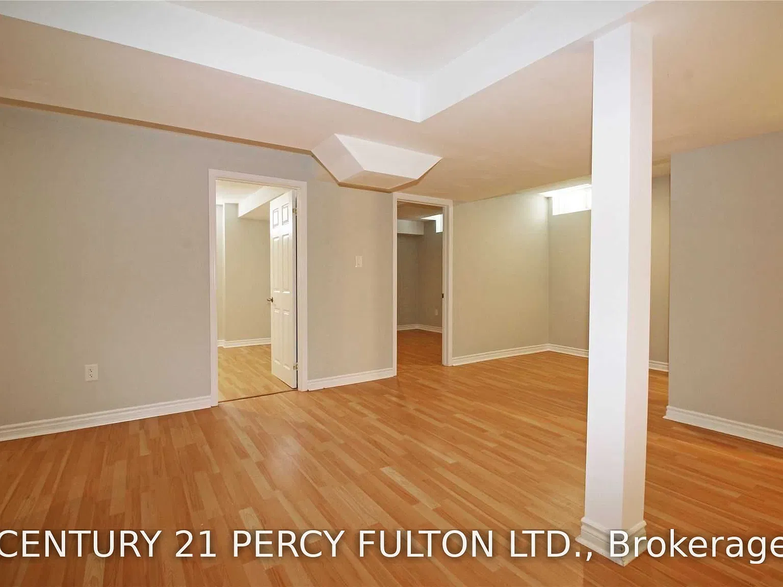 3 bed, $2,199 — Photo 2