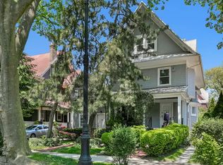 63 Dekoven Ct, Brooklyn, NY 11230