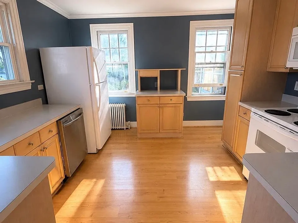 75 Lancaster Rd