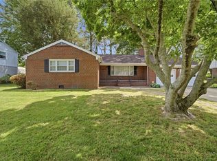 120 Stonehurst Rd, Hampton, VA 23669