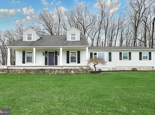 13593 Ridge Rd, Stewartstown, PA 17363