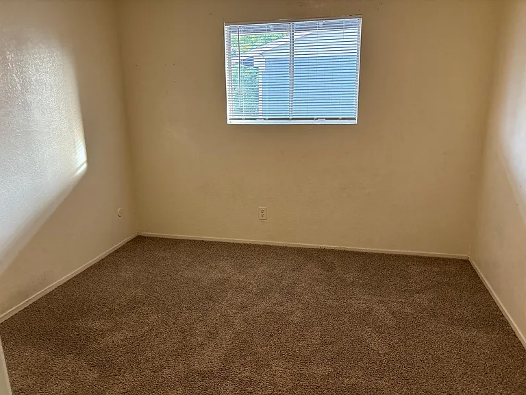 4871 E Lane Ave — Photo 5