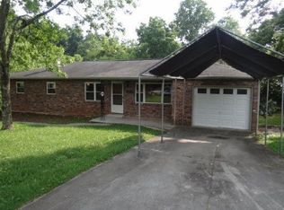1911 Woods Creek Rd, Knoxville, TN 37924