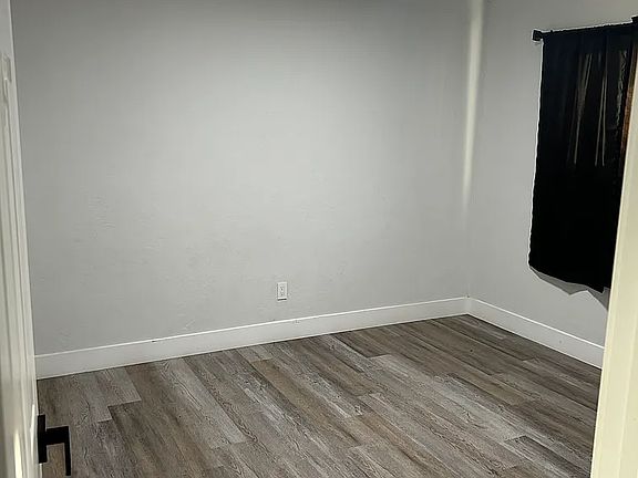 5th image of 760 Norstad St