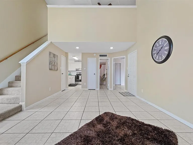 10855 Meadowglen Ln #1131 — Photo 4