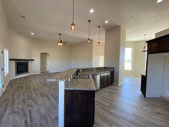 4th image of 4 Dove Valley Pl