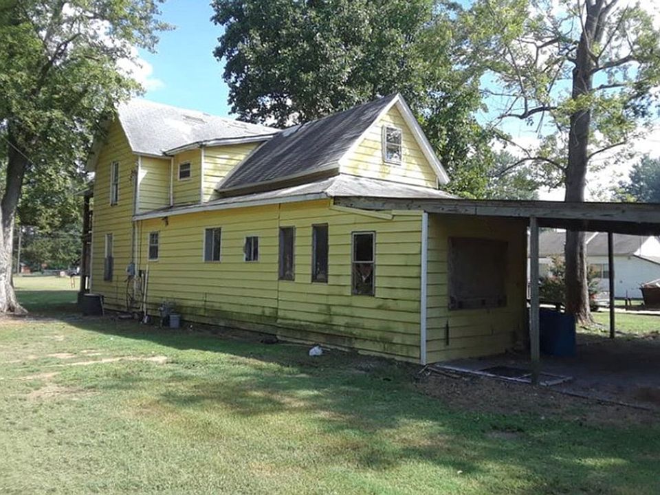 2nd image of 201 N Scott St