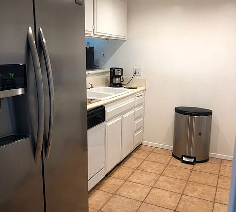 2nd image of 15823 Prairie Ave
