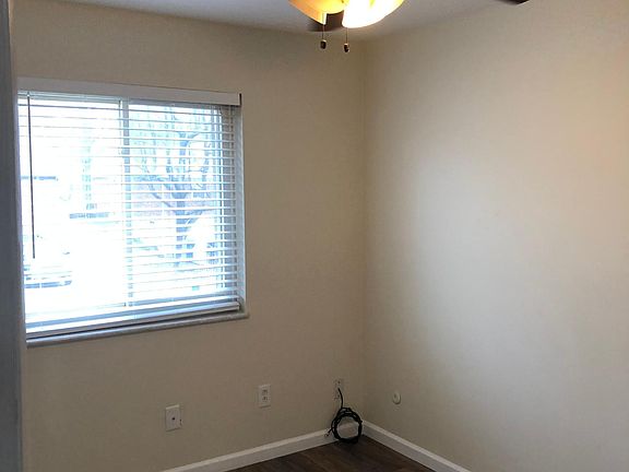 4th image of 10123 Puttington Dr #A
