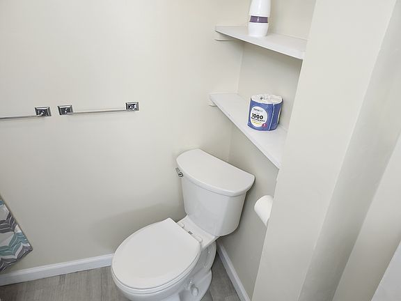 5th image of 163 Chemung St #102