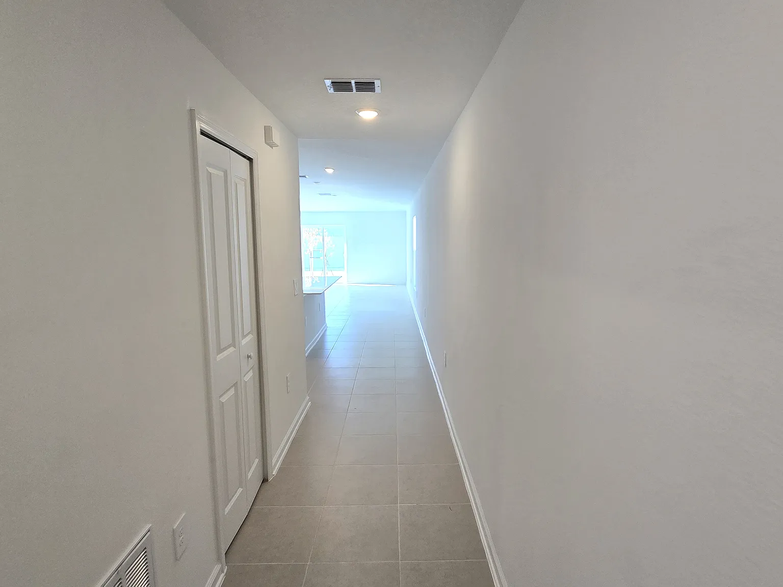 3 bed, 1680 sqft, $1,850 — Photo 2