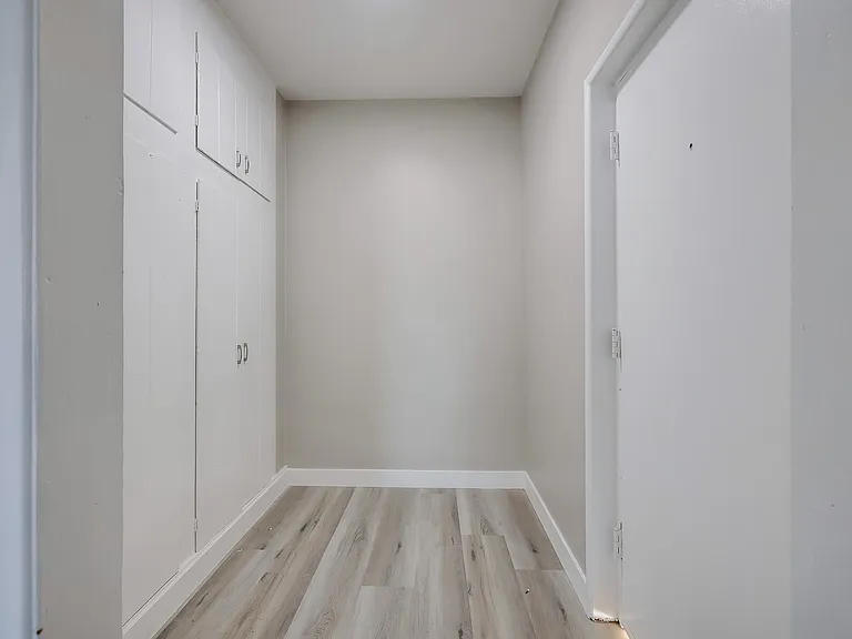 1002 Ocean Ave #5 — Photo 10