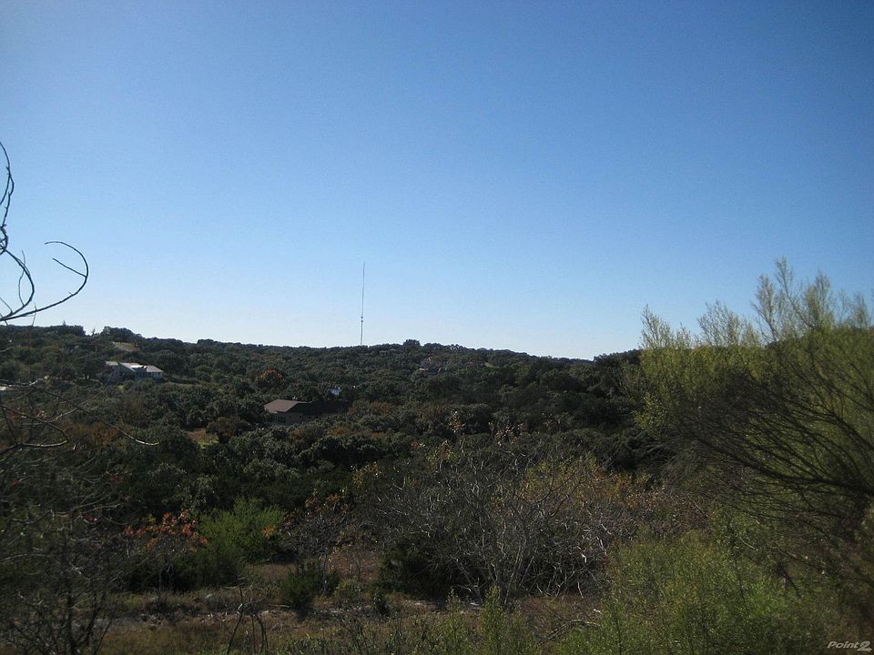 Beautiful Valley View in the Rear!