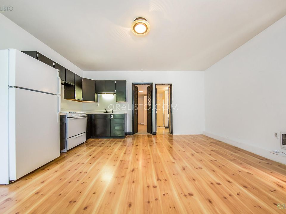 1st image of 3047 California St #A