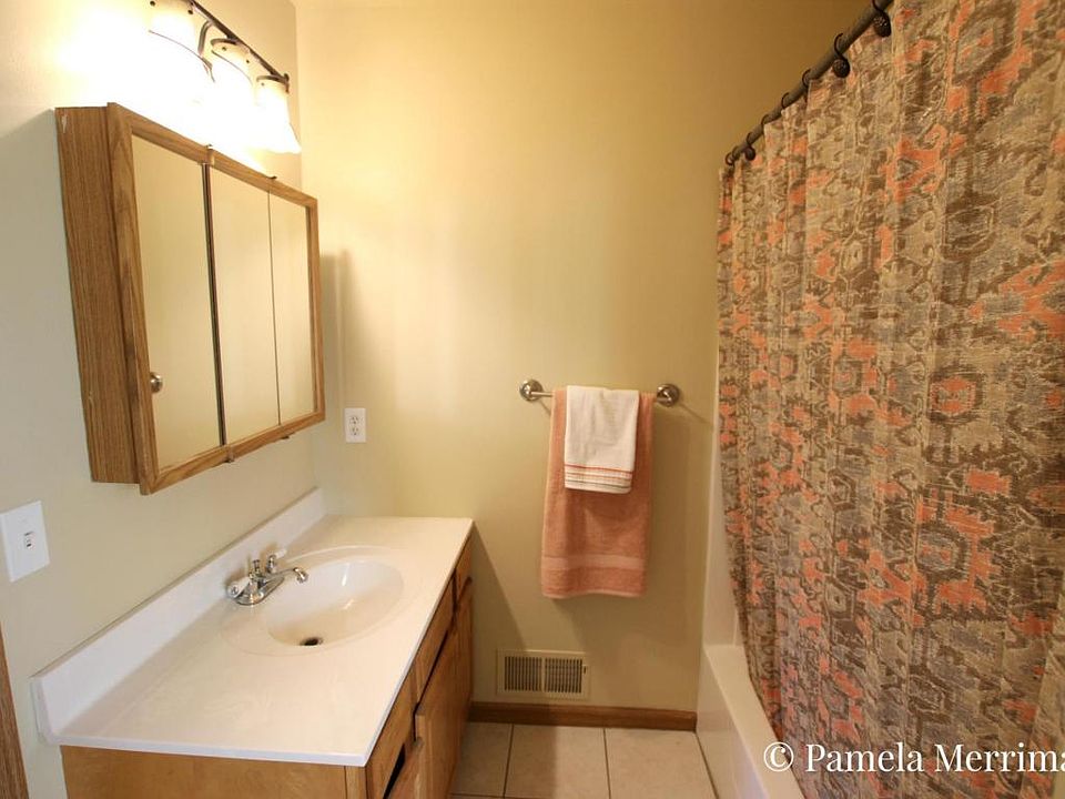 2nd image of 8449 Cochise Dr