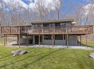 25 Church Rd, Easton, CT 06612