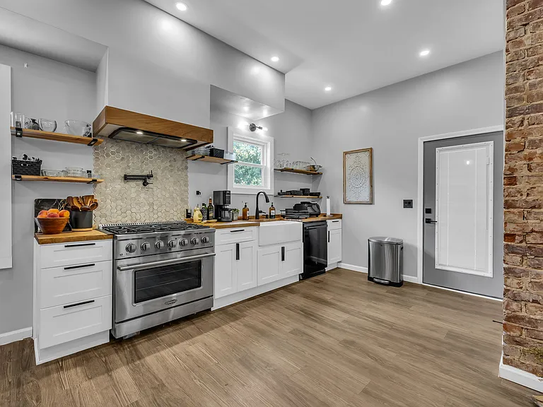 530 Spring St NW #3 — Photo 9