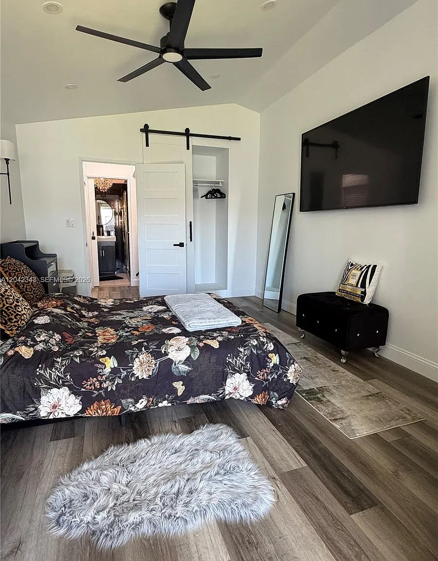 Village By The Sea Condo — Photo 2