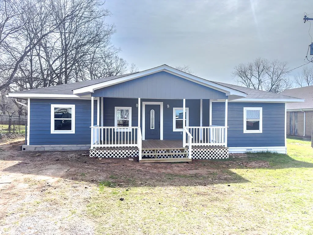 208 E Parker St photo 1