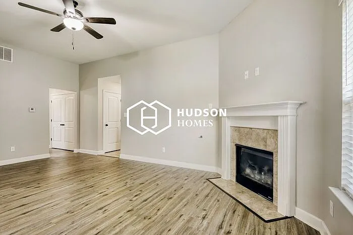 7902 Hemlock Dr — Photo 5