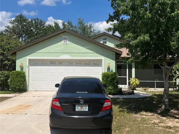 84 Twin Lake Cir, Umatilla, FL 32784