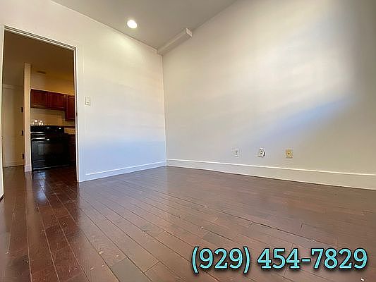 5th image of 42 Troutman St #2