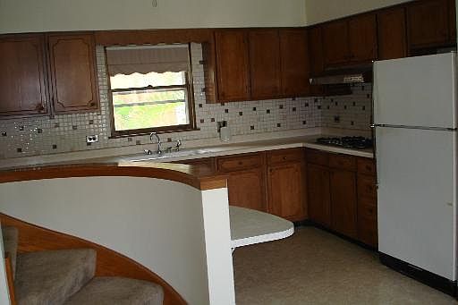 5th image of 2657 N New England Ave