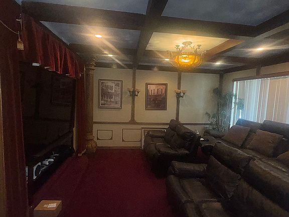 3rd image of 361 SE 13th Ave