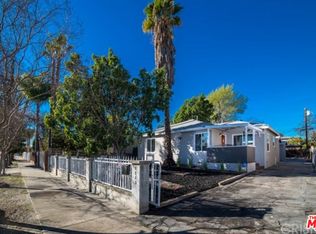 6733 Beck Ave, North Hollywood, CA 91606