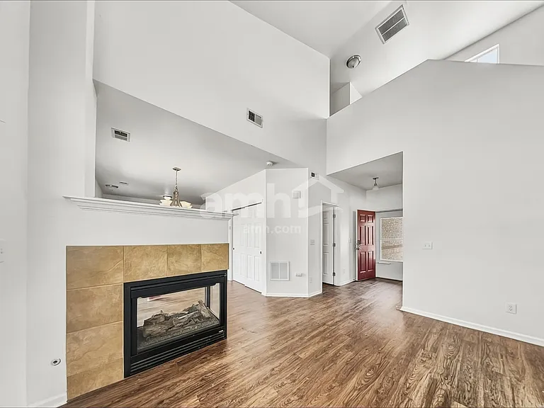1182 S Fultondale Cir — Photo 6
