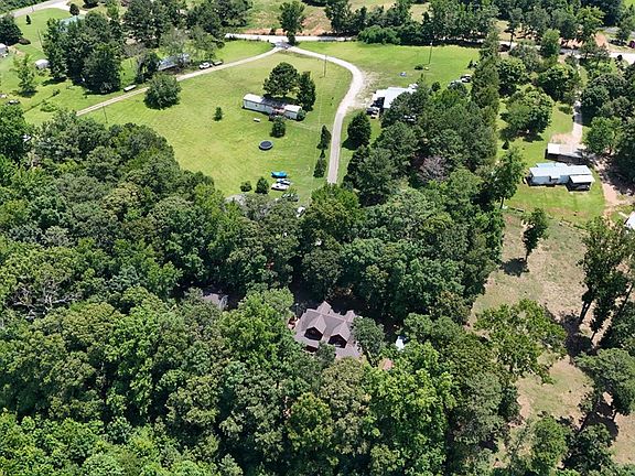 2nd image of 111 Nelson Rd