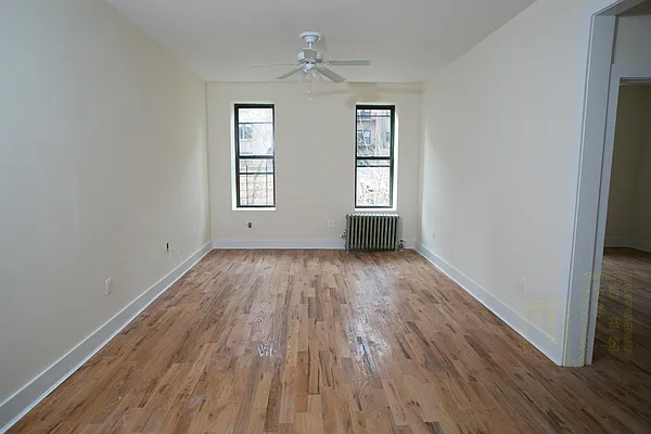 Rented by The Syper Group | media 10