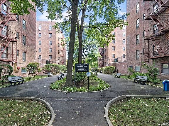 4th image of 32-42 89th St #C301