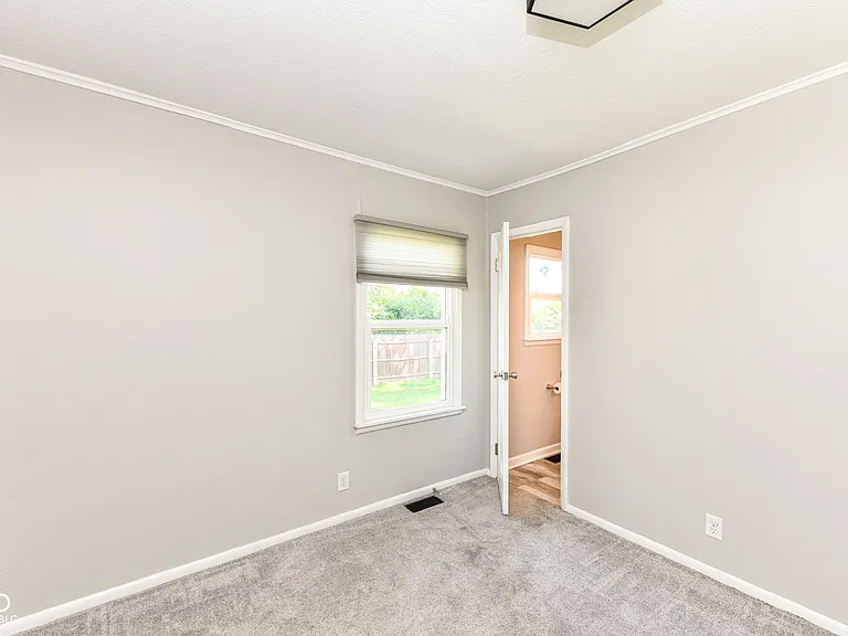 5301 Evanston Ave — Photo 19