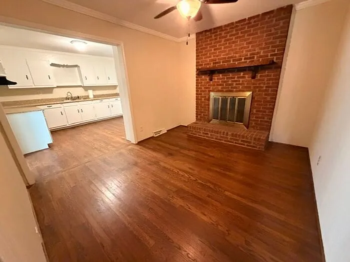 10 Tipperary Ln — Photo 11